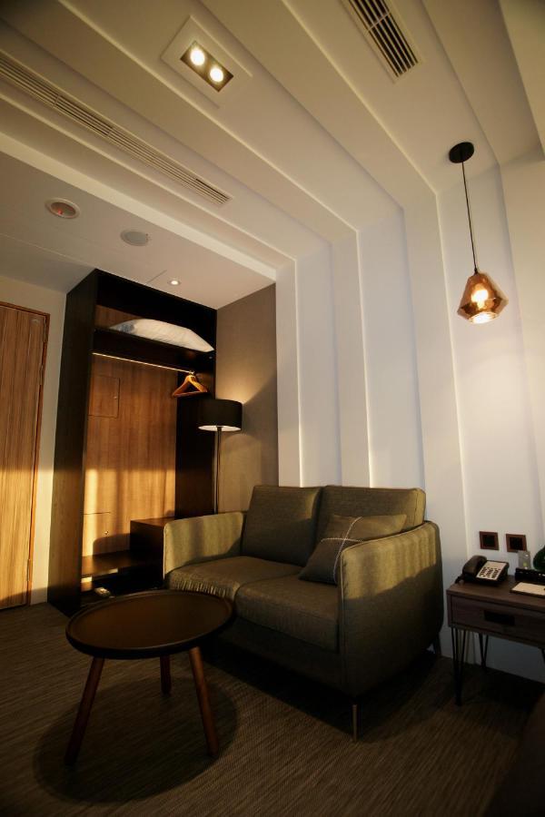 He-Jia Hotel مياولي المظهر الخارجي الصورة